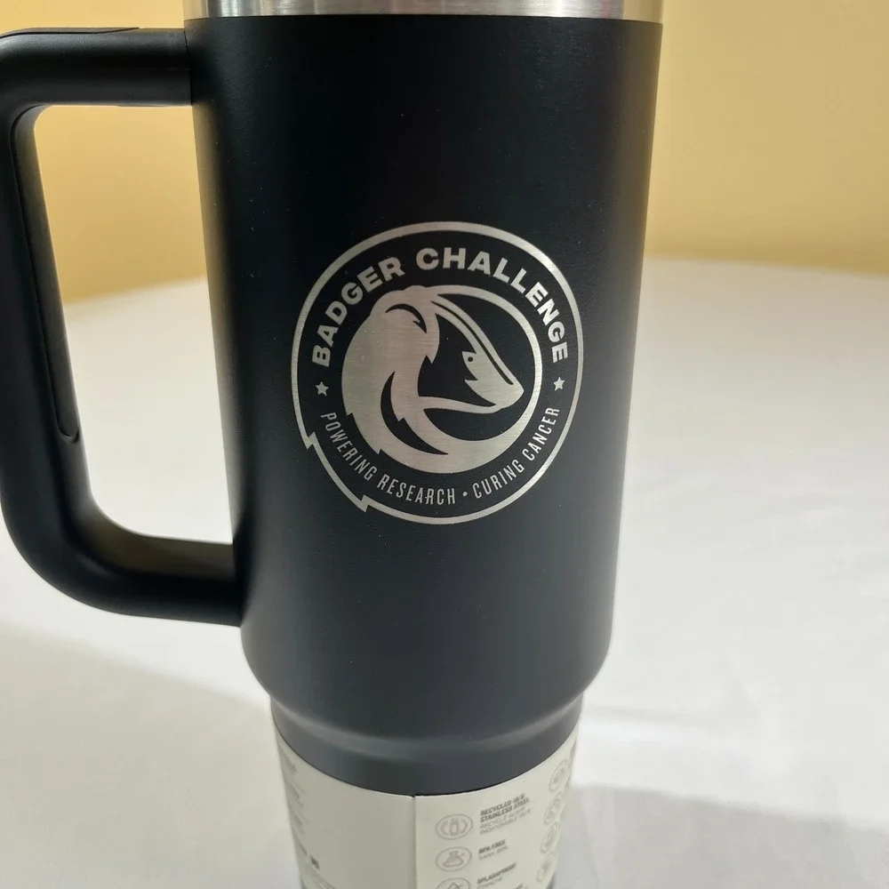 Stanley Quencher H2.0 FlowState 30 oz Tumbler Black New Badger Logo - Picture 4 of 15
